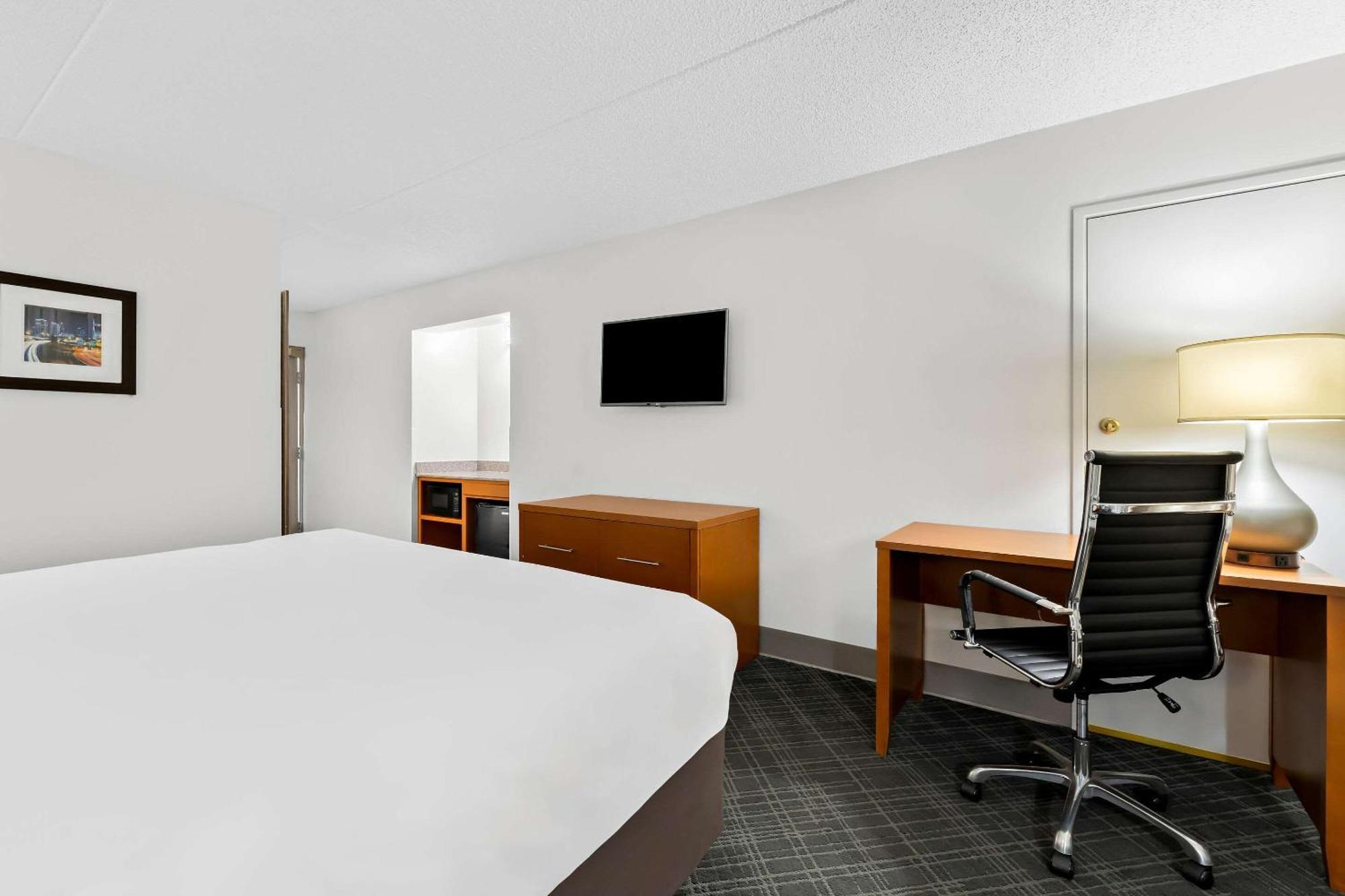 Comfort Inn & Suites Nashville Near Tanger Outlets I-24 Antioch Экстерьер фото