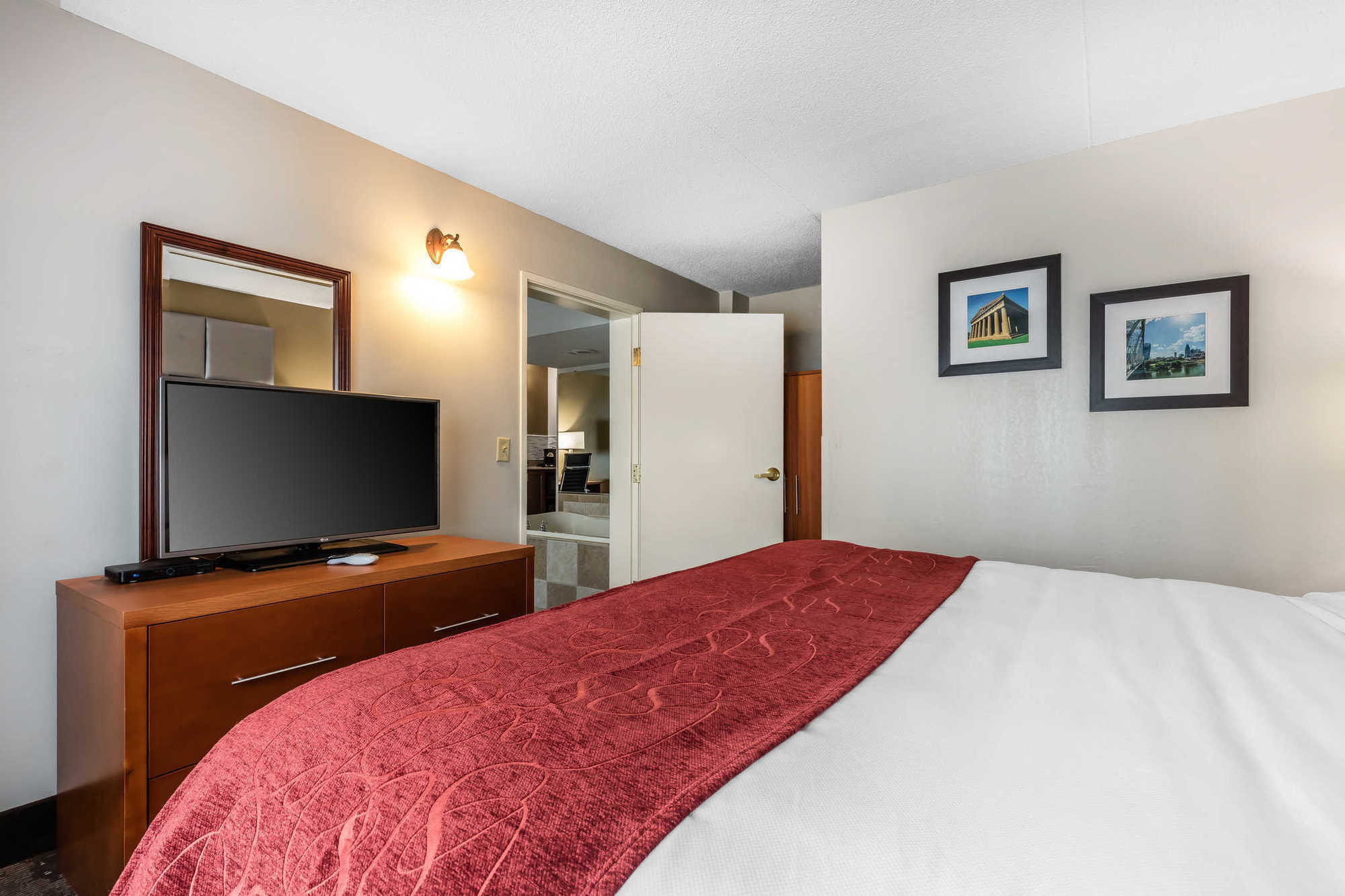 Comfort Inn & Suites Nashville Near Tanger Outlets I-24 Antioch Номер фото
